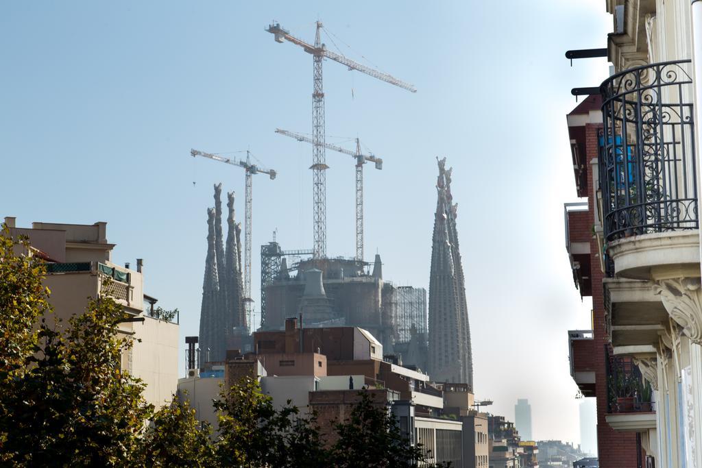 Go-Bcn Residence Sagrada Familia Barcelona Exterior photo